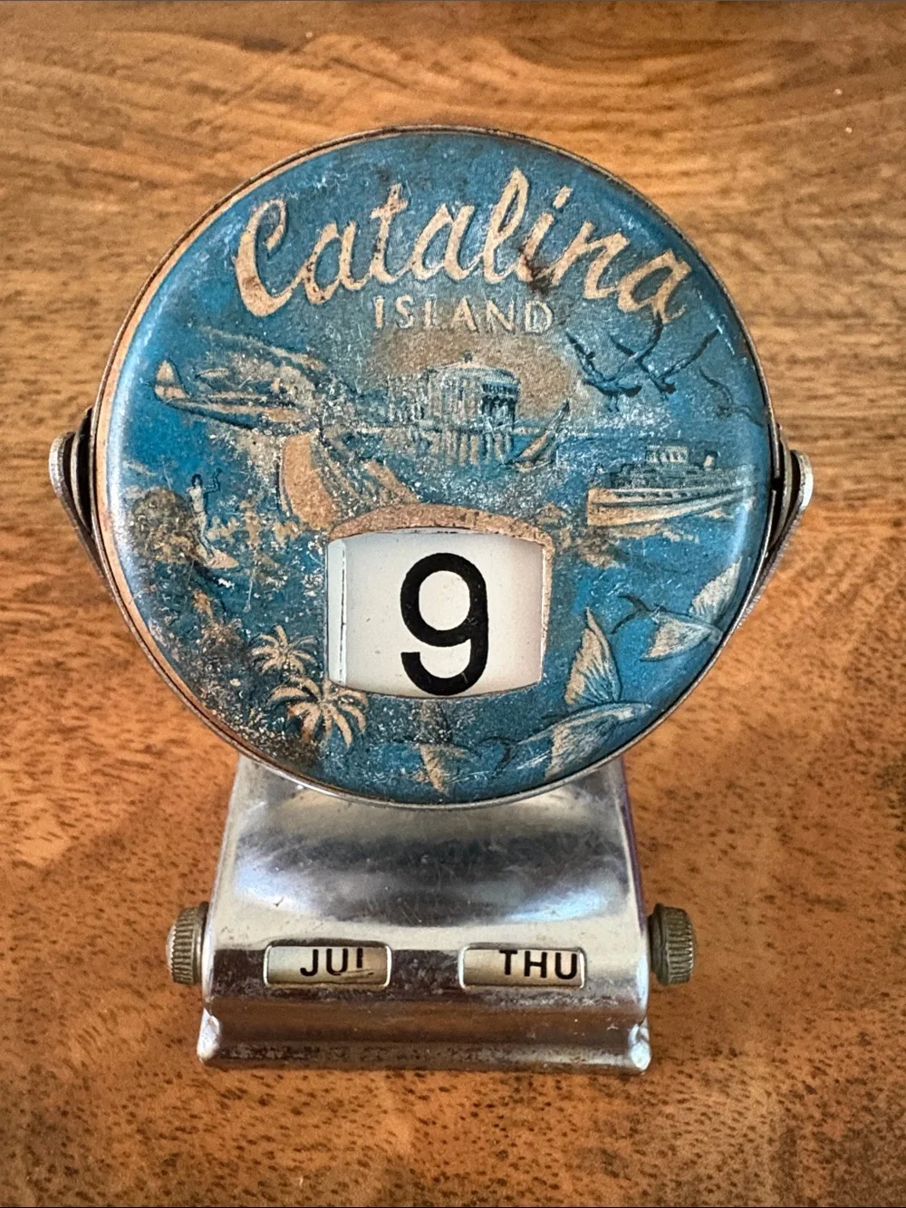 Catalina Blue Vintage Perpetual Desk Calendar Clock